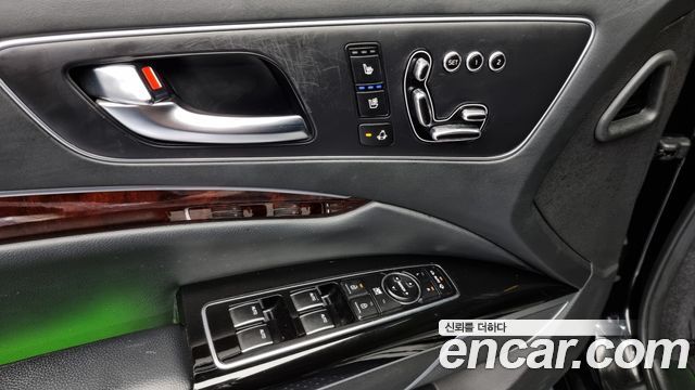 Kia K9 2015 — photo 18