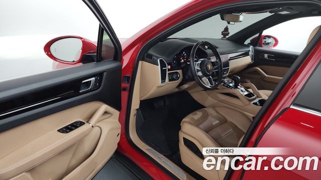 Porsche Cayenne 2023 — photo 10