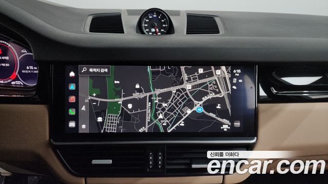 Porsche Cayenne 2023 — photo 14