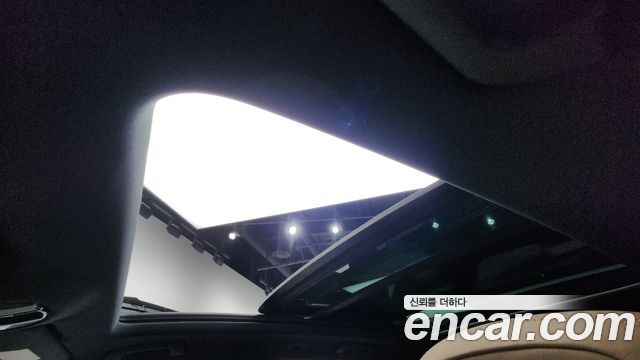 Porsche Cayenne 2023 — photo 18