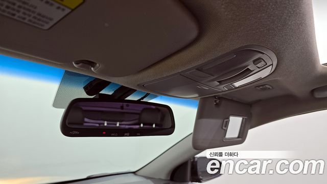 Hyundai Ioniq 2016 — photo 17