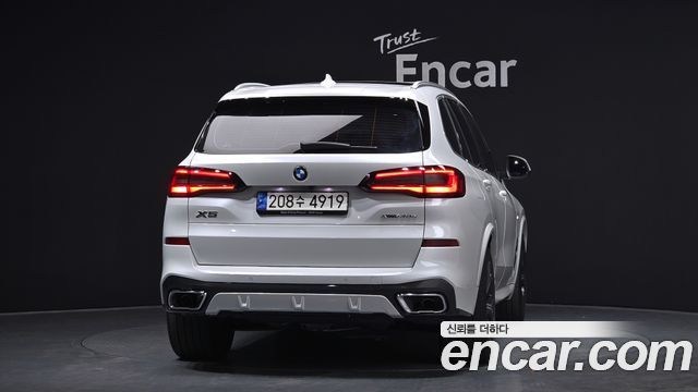 BMW X5 2022 — photo 4