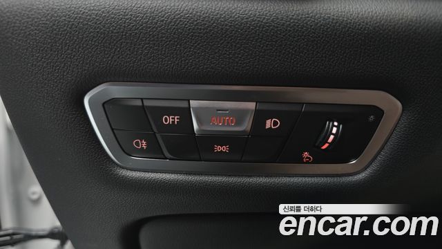 BMW X5 2022 — photo 17