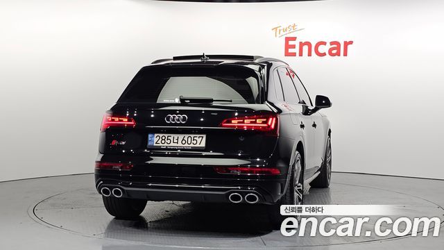 Audi SQ5 2022 — photo 4