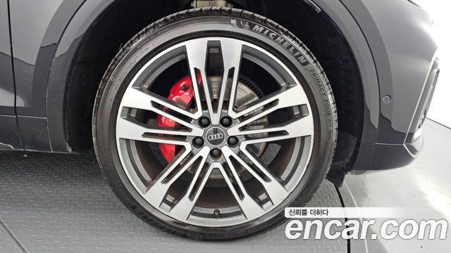 Audi SQ5 2022 — photo 5
