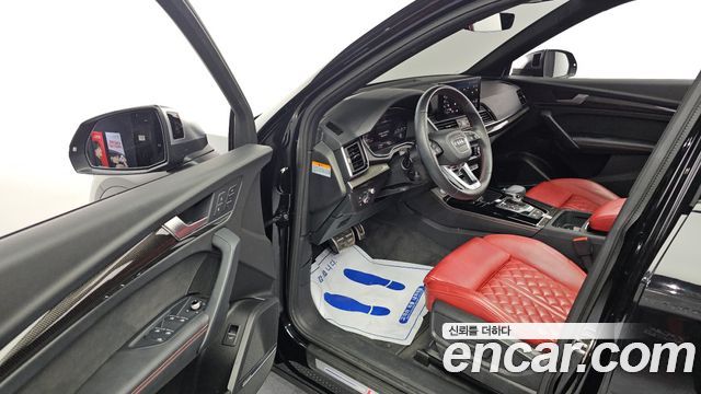 Audi SQ5 2022 — photo 10