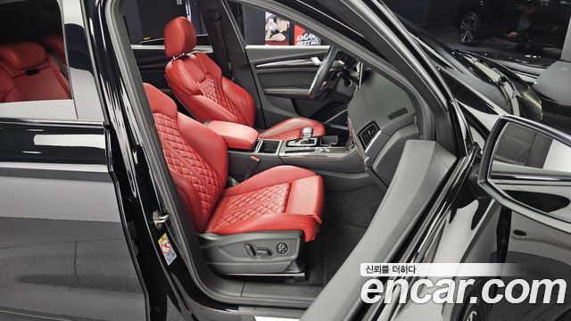 Audi SQ5 2022 — photo 12