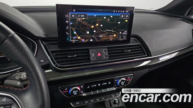 Audi SQ5 2022 — photo 16