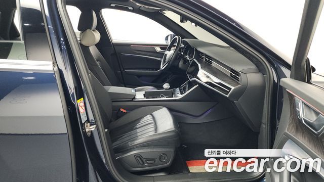 Audi A6 2020 — photo 11