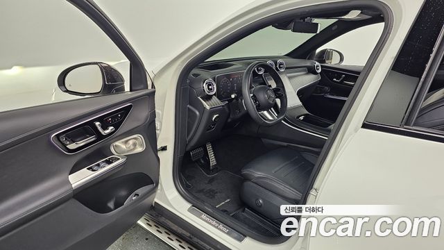 Mercedes-Benz GLC-Class 2025 — photo 11