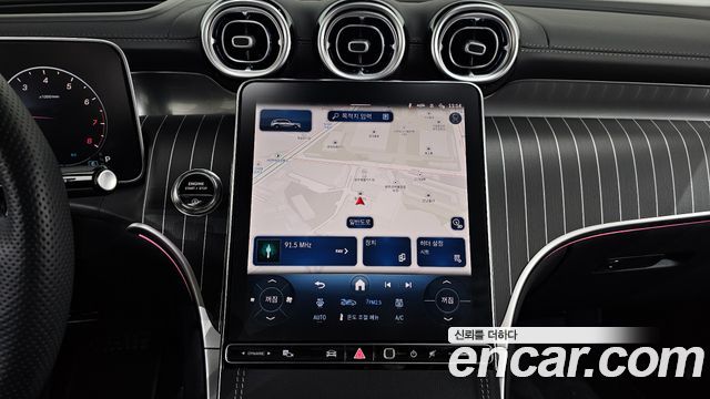 Mercedes-Benz GLC-Class 2025 — photo 14