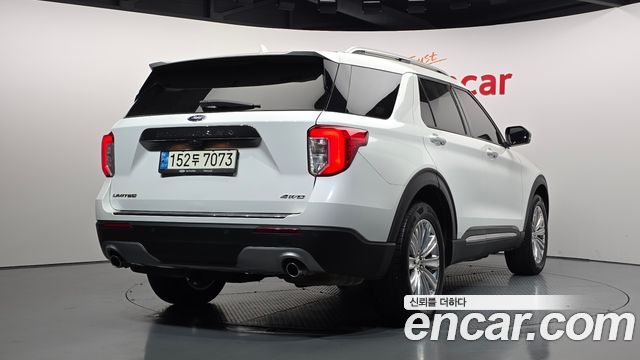 Ford Explorer 2022 — photo 2