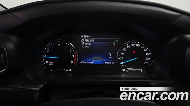 Ford Explorer 2022 — photo 8