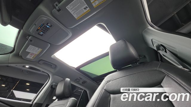Ford Explorer 2022 — photo 11