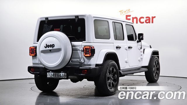 Jeep Wrangler 2019 — photo 2