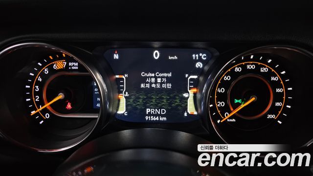 Jeep Wrangler 2019 — photo 8