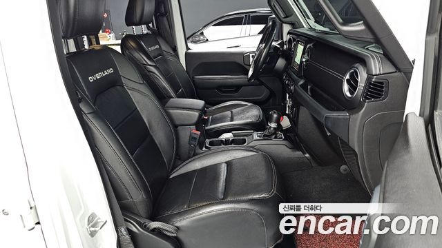 Jeep Wrangler 2019 — photo 10