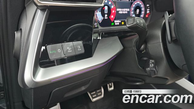 Audi A3 2023 — photo 16