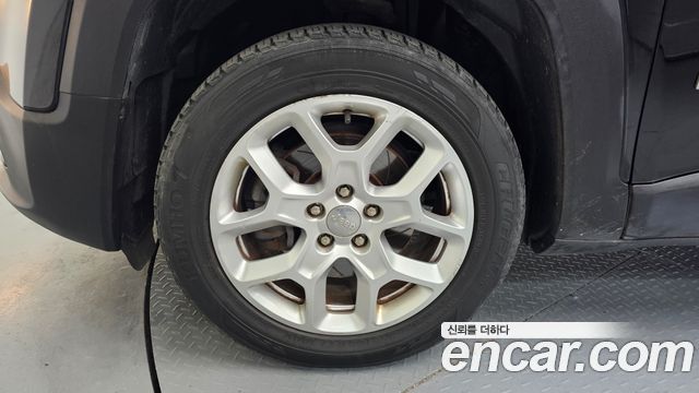 Jeep Renegade 2016 — photo 5