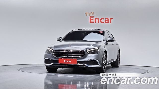 Mercedes-Benz E-Class 2021 — photo 3