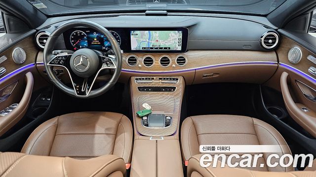 Mercedes-Benz E-Class 2021 — photo 7
