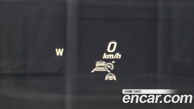 Mercedes-Benz E-Class 2021 — photo 16