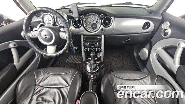 Mini Cooper 2006 — photo 7