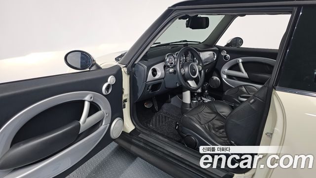 Mini Cooper 2006 — photo 10