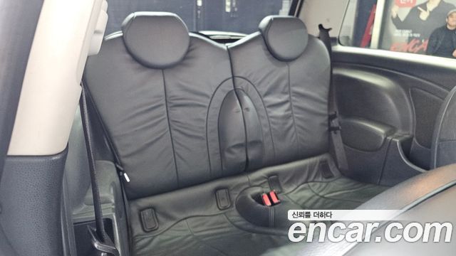 Mini Cooper 2006 — photo 12