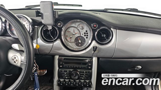 Mini Cooper 2006 — photo 14