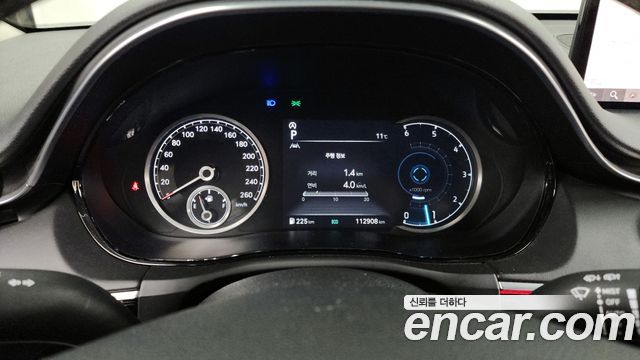 Genesis GV70 2021 — photo 8