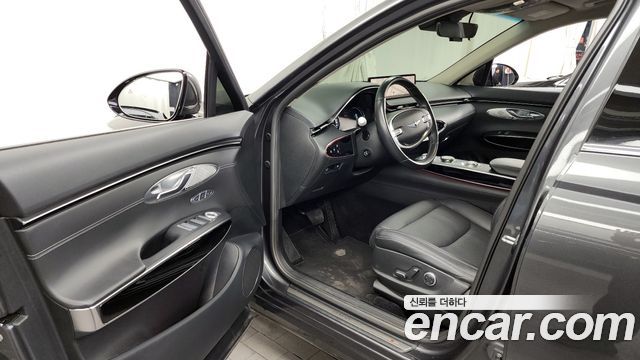 Genesis GV70 2021 — photo 10