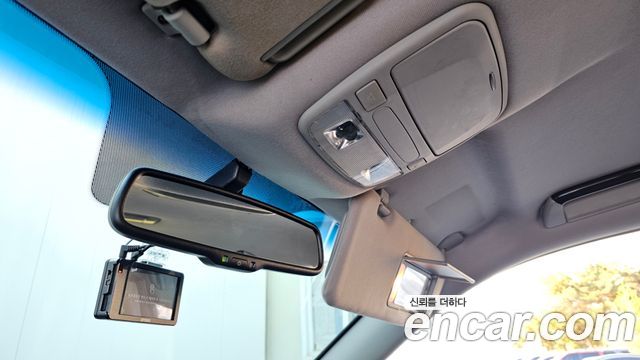Kia OPIRUS 2011 — photo 17