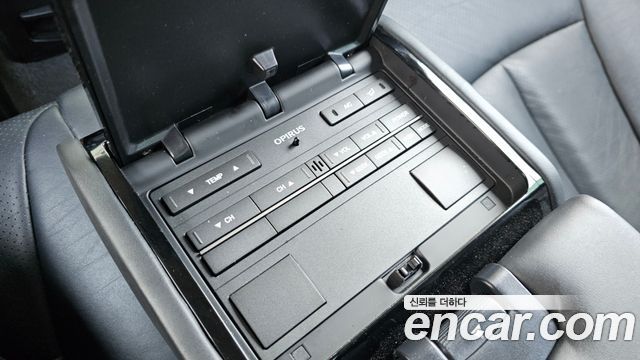 Kia OPIRUS 2011 — photo 19