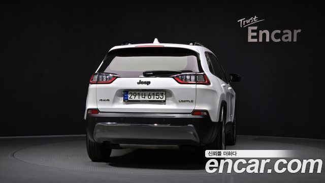 Jeep Cherokee 2022 — photo 4