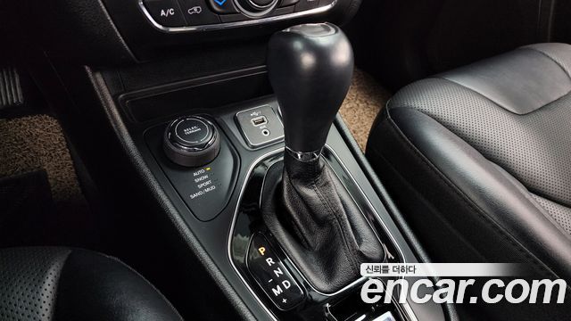 Jeep Cherokee 2022 — photo 9