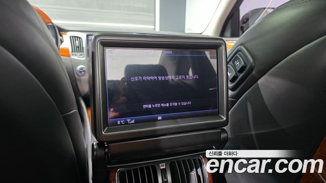 Hyundai Equus 2010 — photo 18