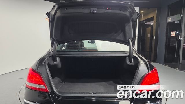 Hyundai Equus 2010 — photo 20