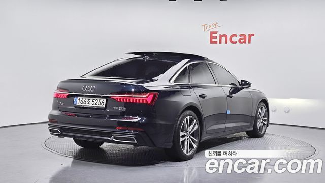 Audi A6 2022 — photo 2