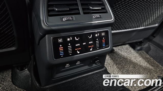 Audi A6 2022 — photo 19