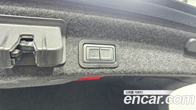 Audi A6 2022 — photo 20