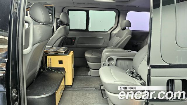 Hyundai Starex 2012 — photo 12