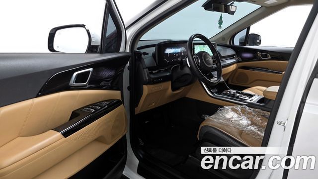 Kia Canival 2023 — photo 10
