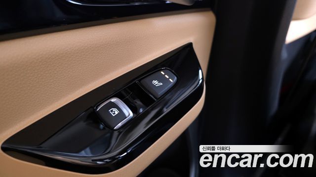 Kia Canival 2023 — photo 18