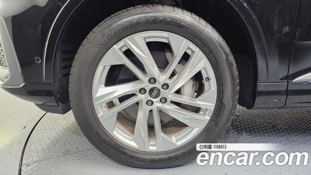 Audi Q7 2022 — photo 5