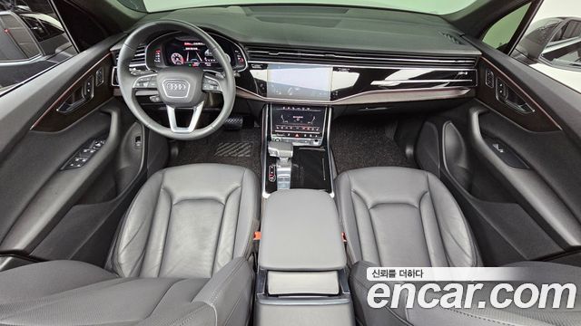 Audi Q7 2022 — photo 7