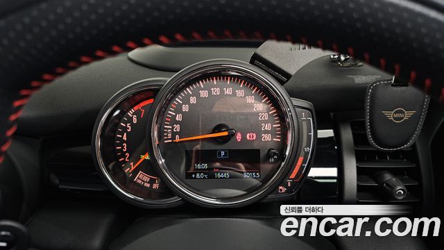 Mini Cooper 2020 — photo 8