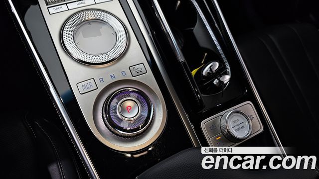 Genesis GV80 2020 — photo 9