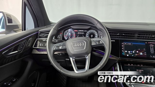 Audi Q7 2022 — photo 13