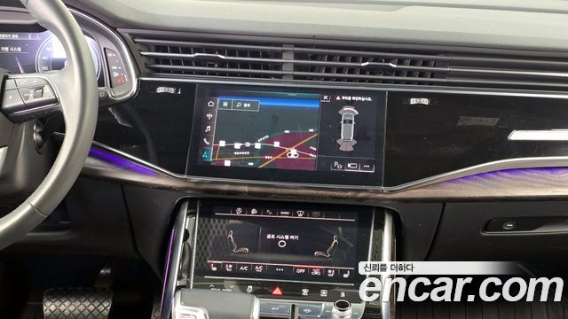 Audi Q7 2022 — photo 14